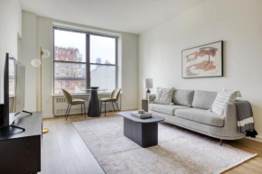 UWS 1BR w Doorman nr Central Park NYC-821